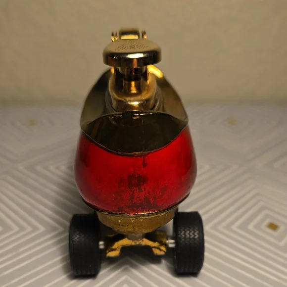 Vintage Red Roller Skate Lighter - Picture 5 of 11